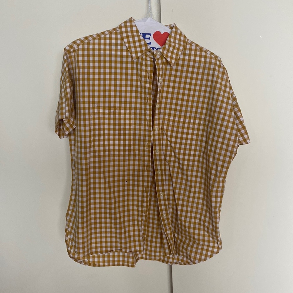 Tradlands button down shirt